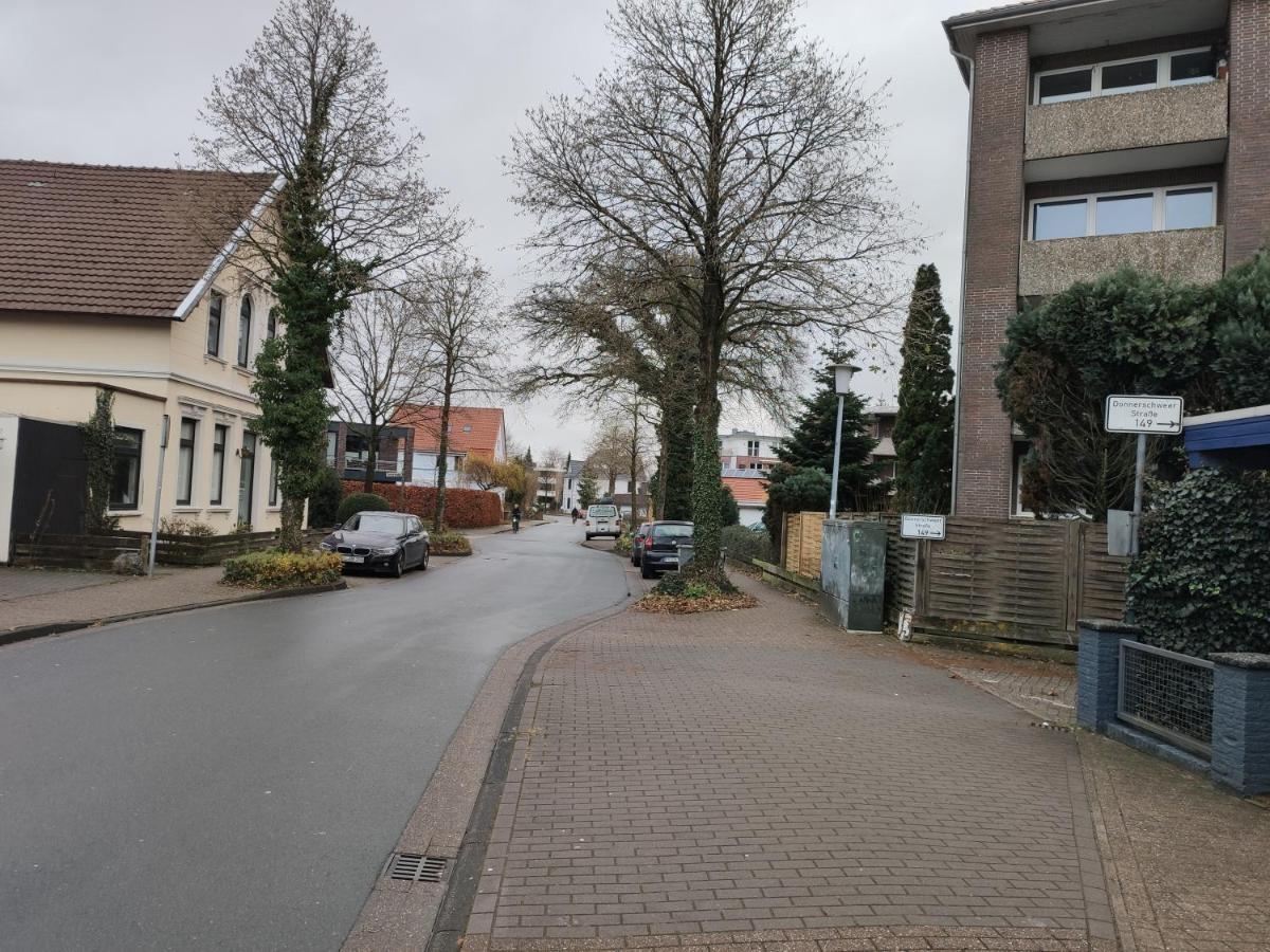 Schoene Einfache Ferienwohnung Mitten In Oldenburg Exterior photo