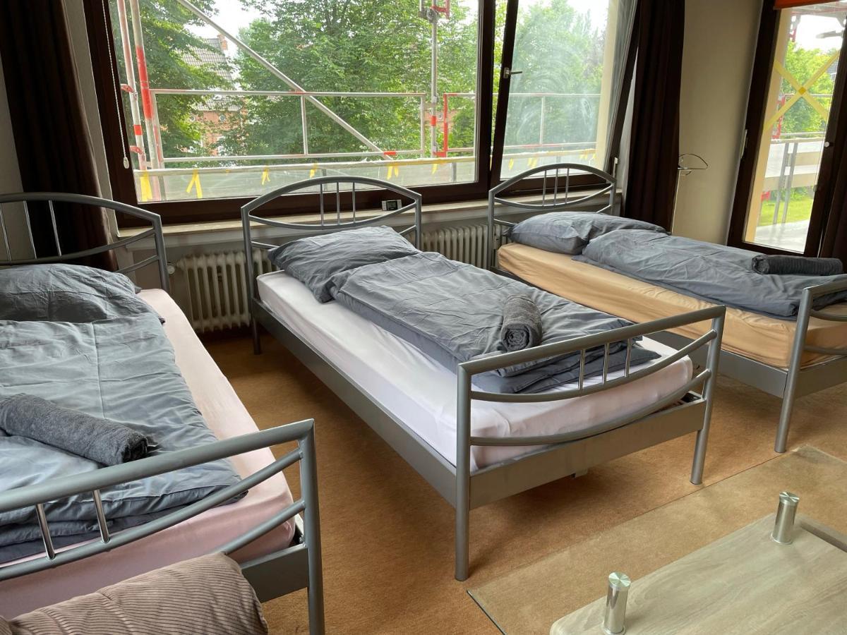 Schoene Einfache Ferienwohnung Mitten In Oldenburg Exterior photo