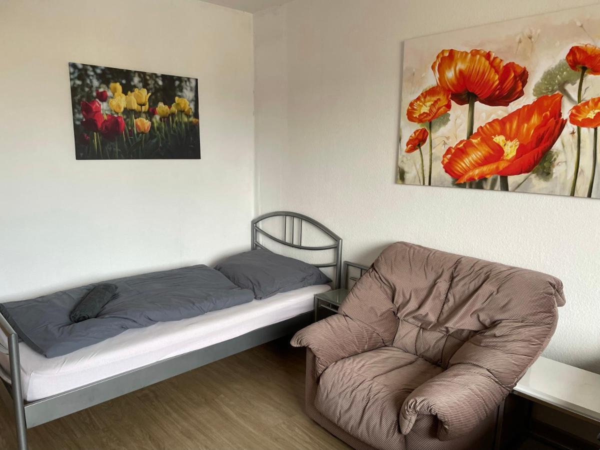 Schoene Einfache Ferienwohnung Mitten In Oldenburg Exterior photo